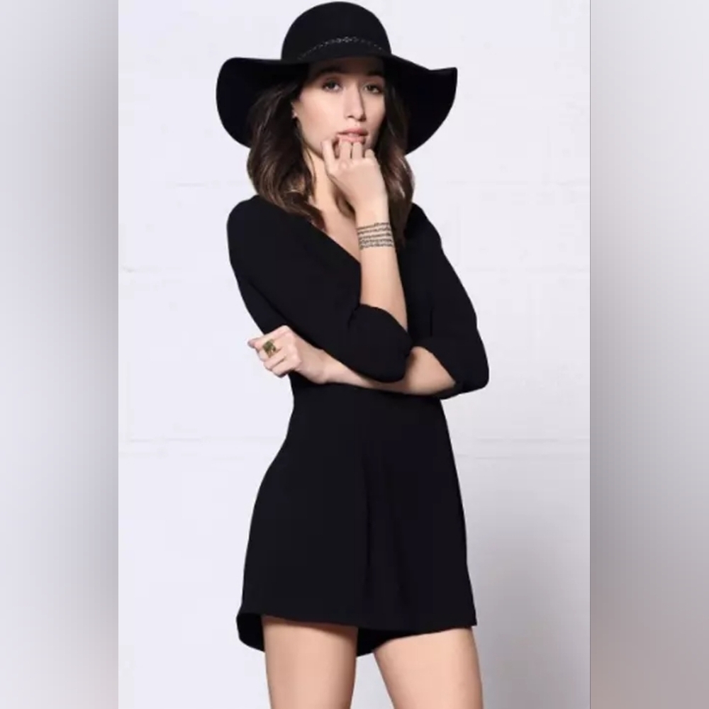 Pimkie Pleated Romper Pockets Black V-Neck Playsuit ¾ Sleeves Womens Size XS